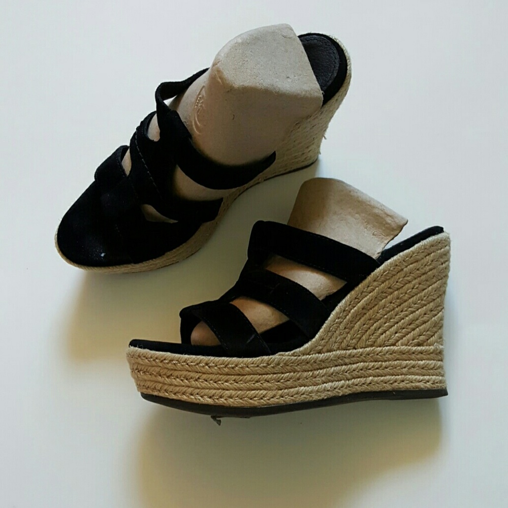 UGG women black platform sandals suede women size 7